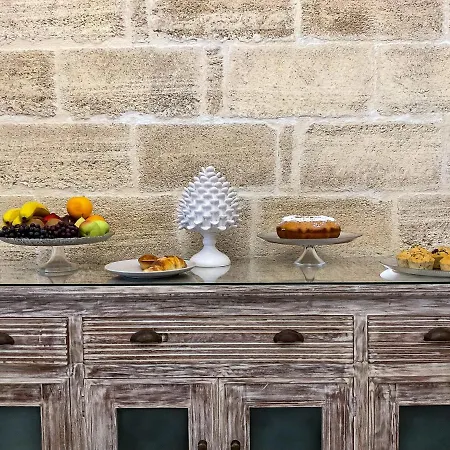 Domus Trinchese Dimora Storica Oda ve Kahvaltı